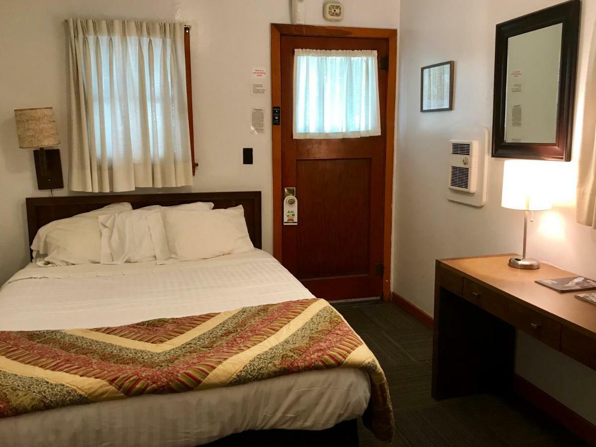 Chalet Motel Custer Kültér fotó